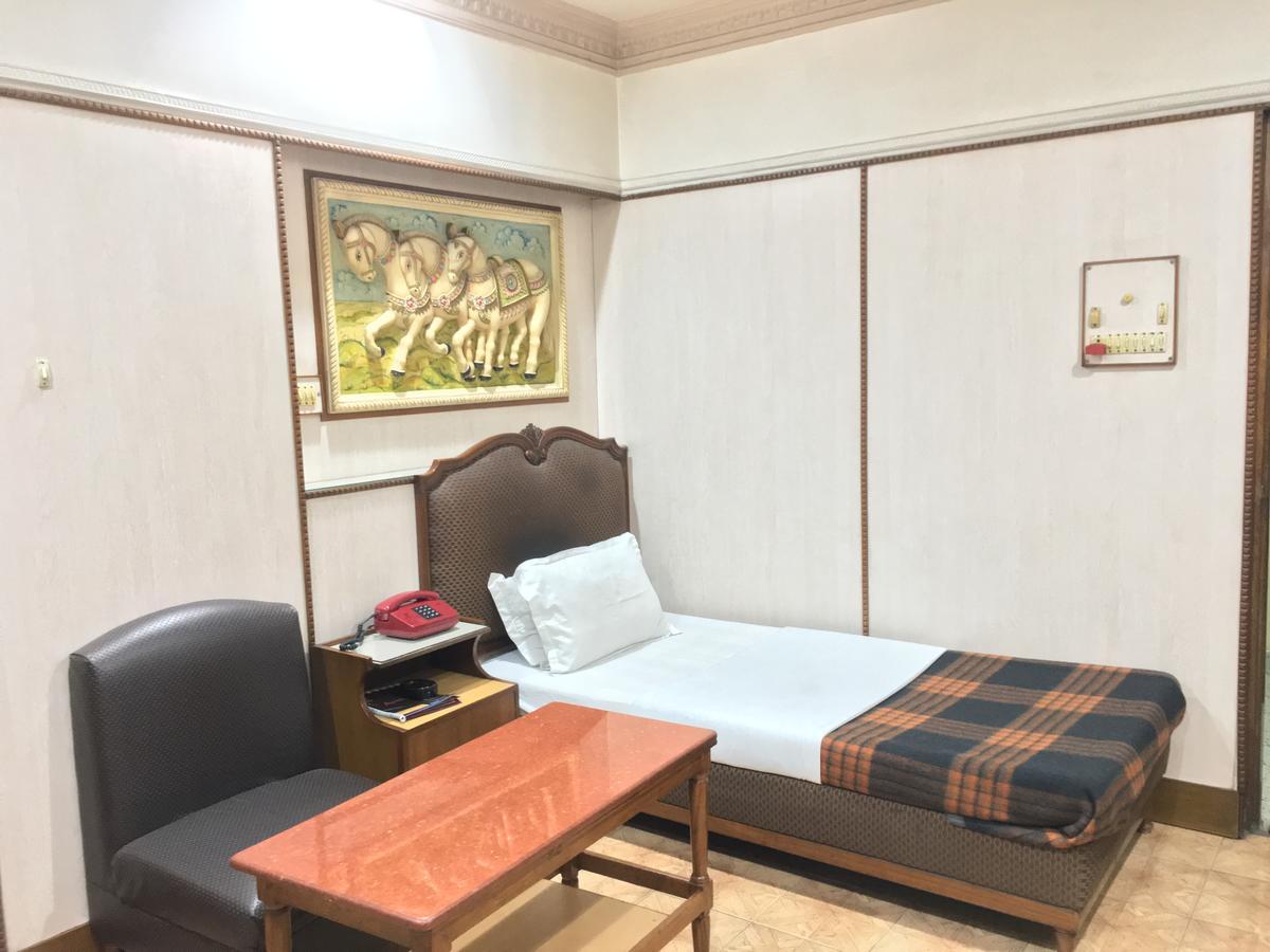 Nalanda Hotel جمشيدبور المظهر الخارجي الصورة